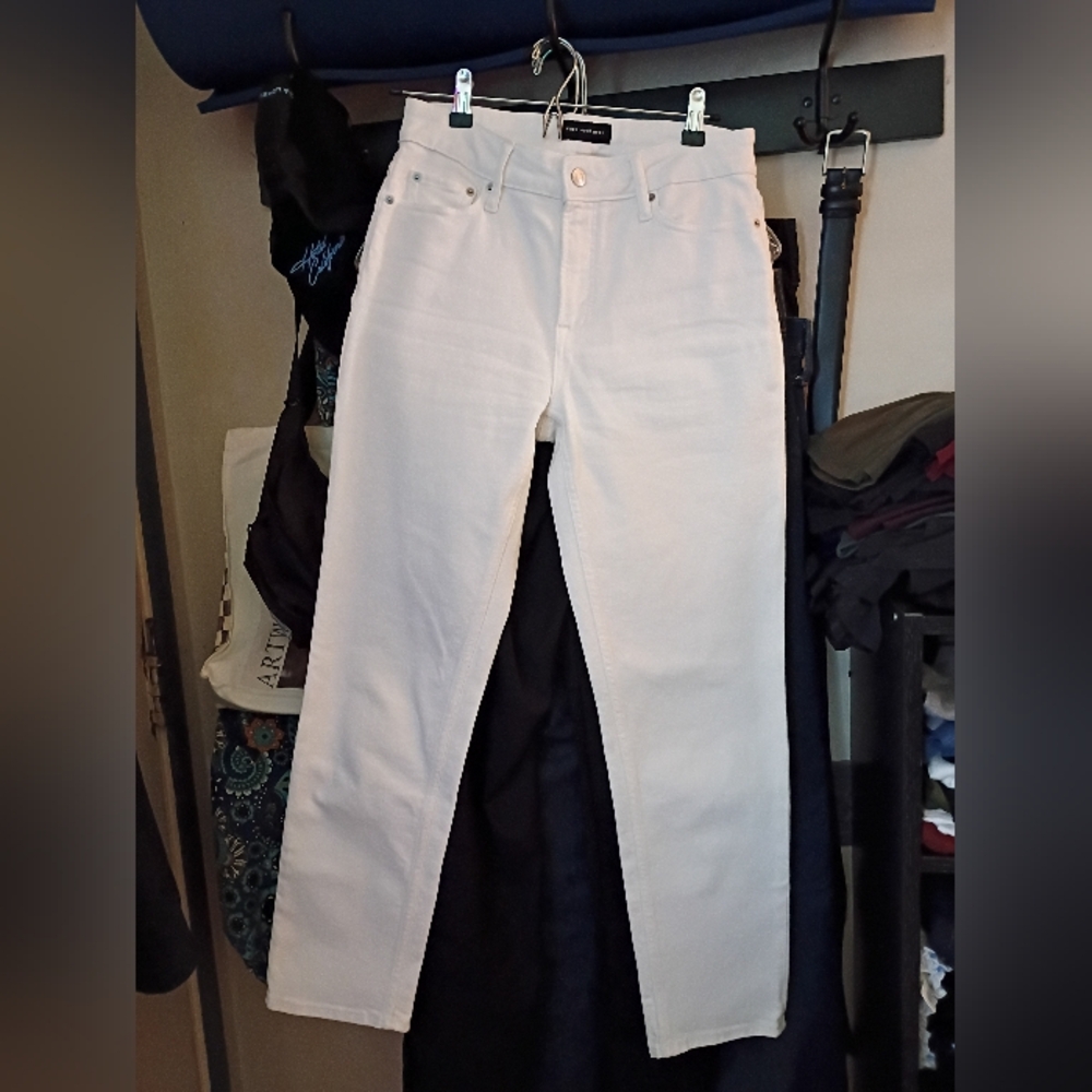 Women's Straight Leg Cotton Jeans